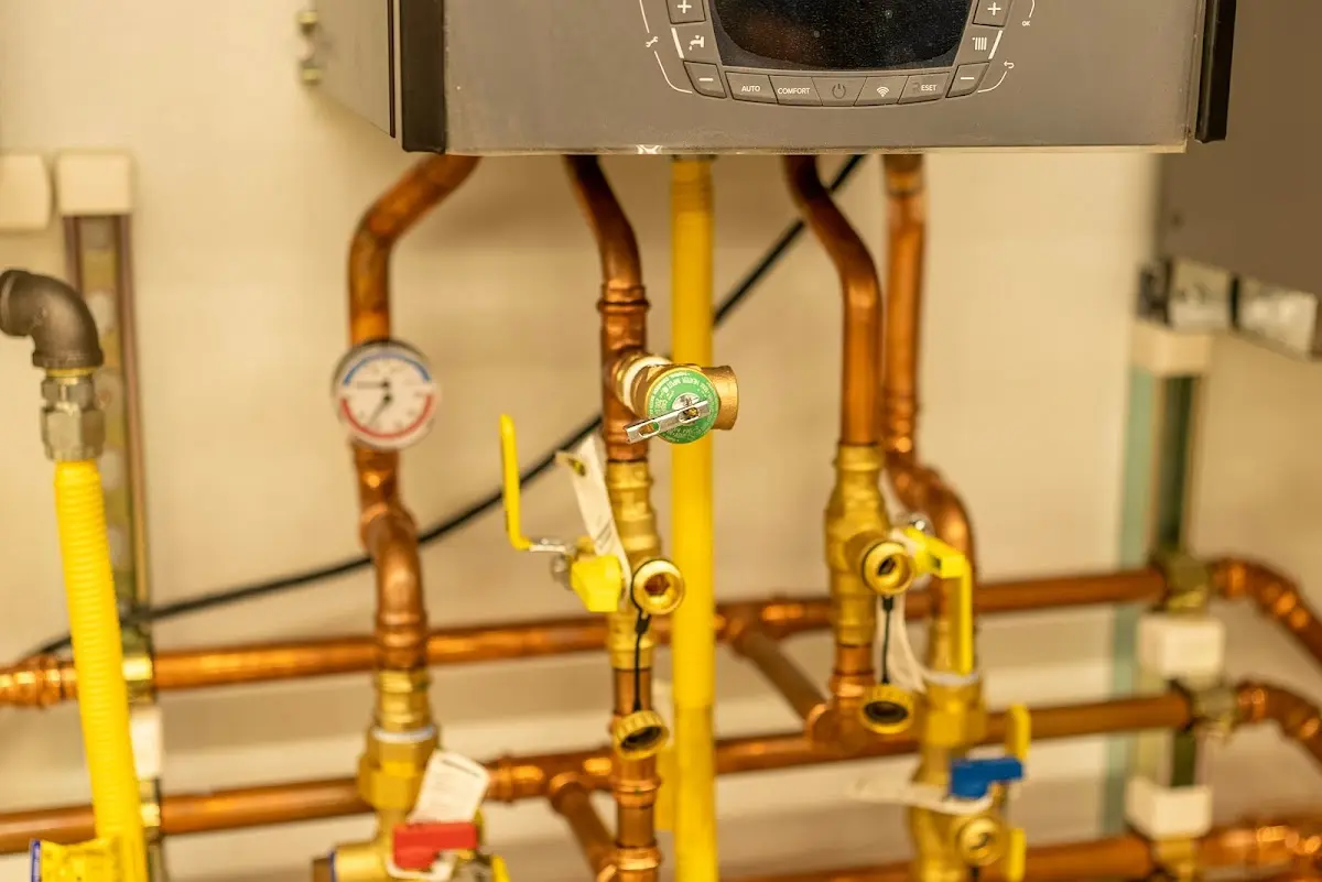 Licensed technician providing Sewer Cleanout for a homeowner in Meadow Oaks